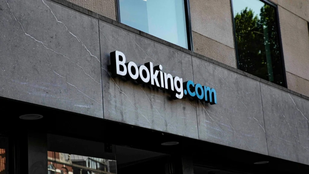 best booking apps during monsoon