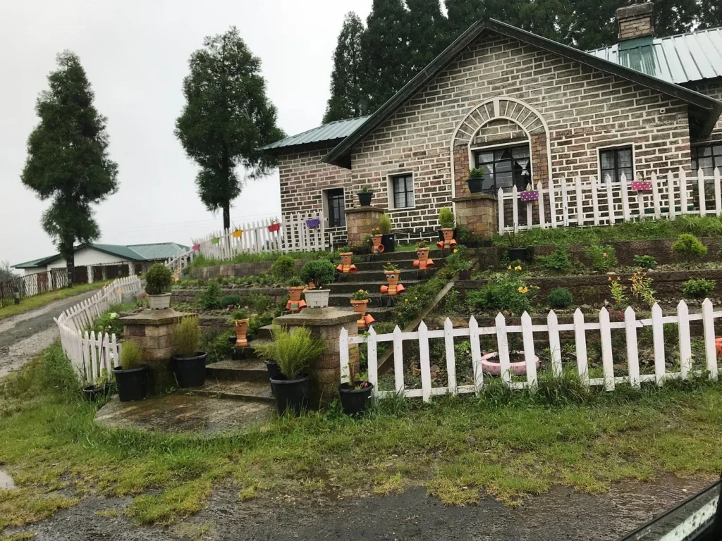 Cafe Cherrapunjee Resort