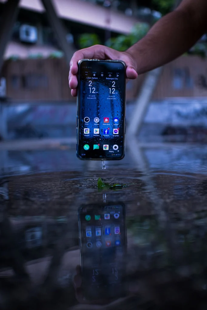 How to get water out of your phone speaker