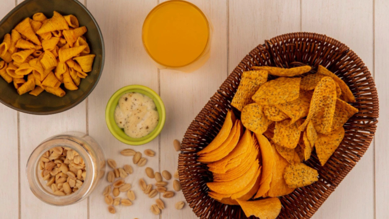 How to keep biscuits and snacks crispy during rainy season